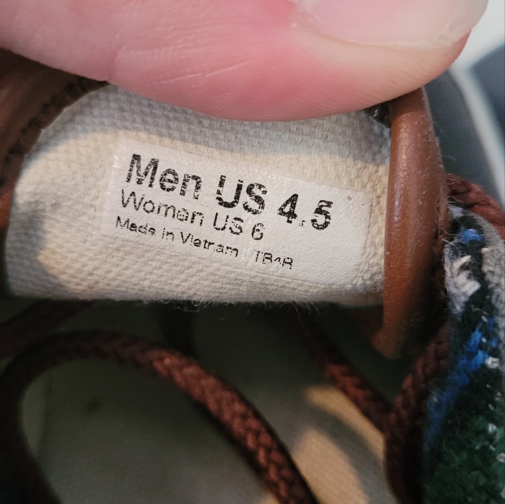 Aztec gray vans! - Picture 4 of 5